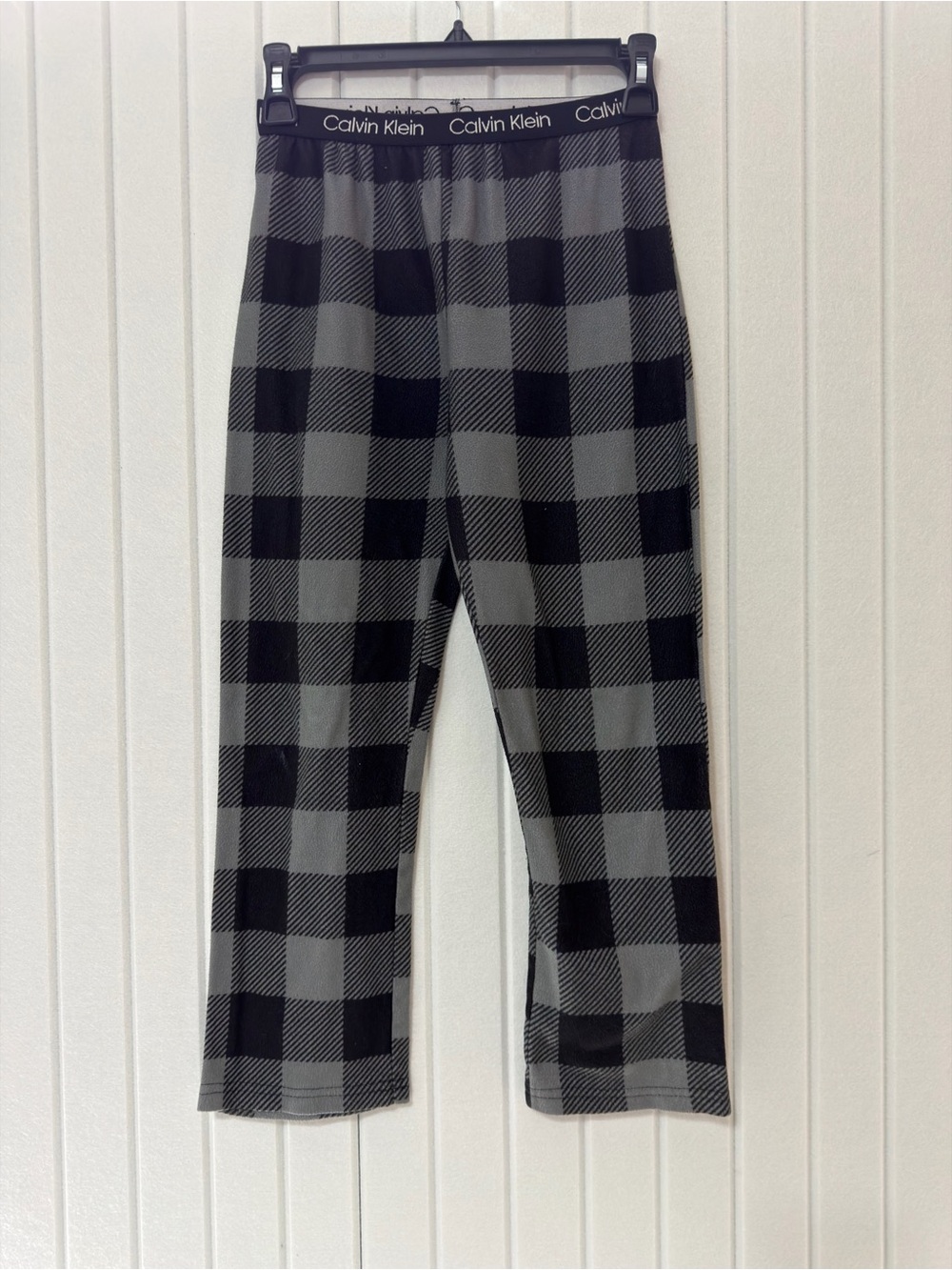 Calvin Klein Kids Black and Gray Buffalo Plaid Pajama Bottoms Medium (7/8)